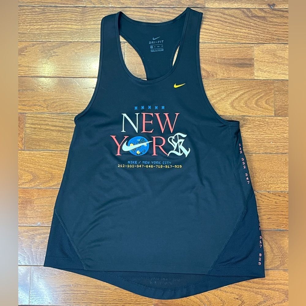 Nike Dri-Fit New York City Running Tank Top Women’s XS Black Graphic Racerback